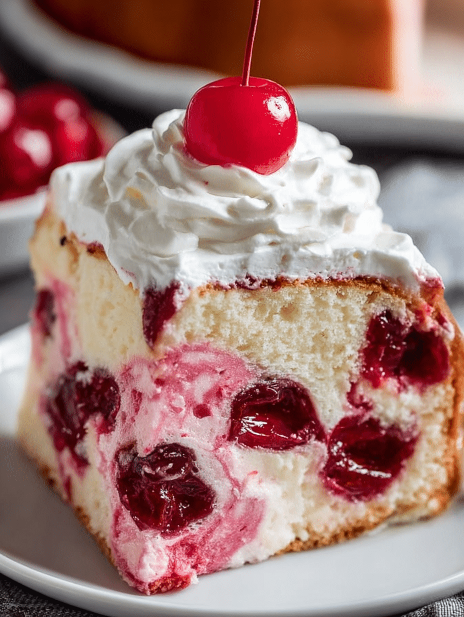 Le Meilleur Gâteau Poke aux Cerises